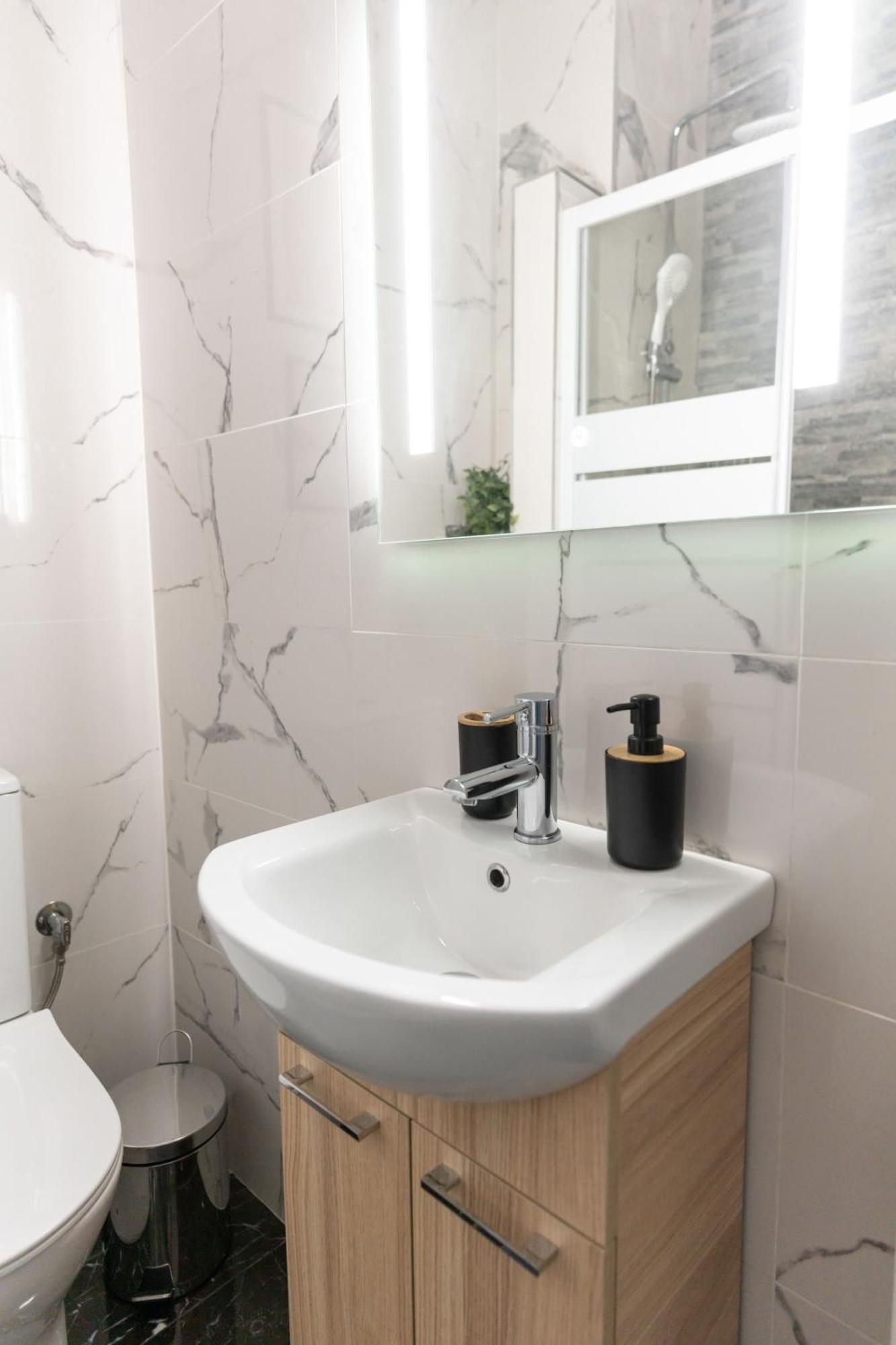 לריסה Unique Central Apartment מראה חיצוני תמונה
